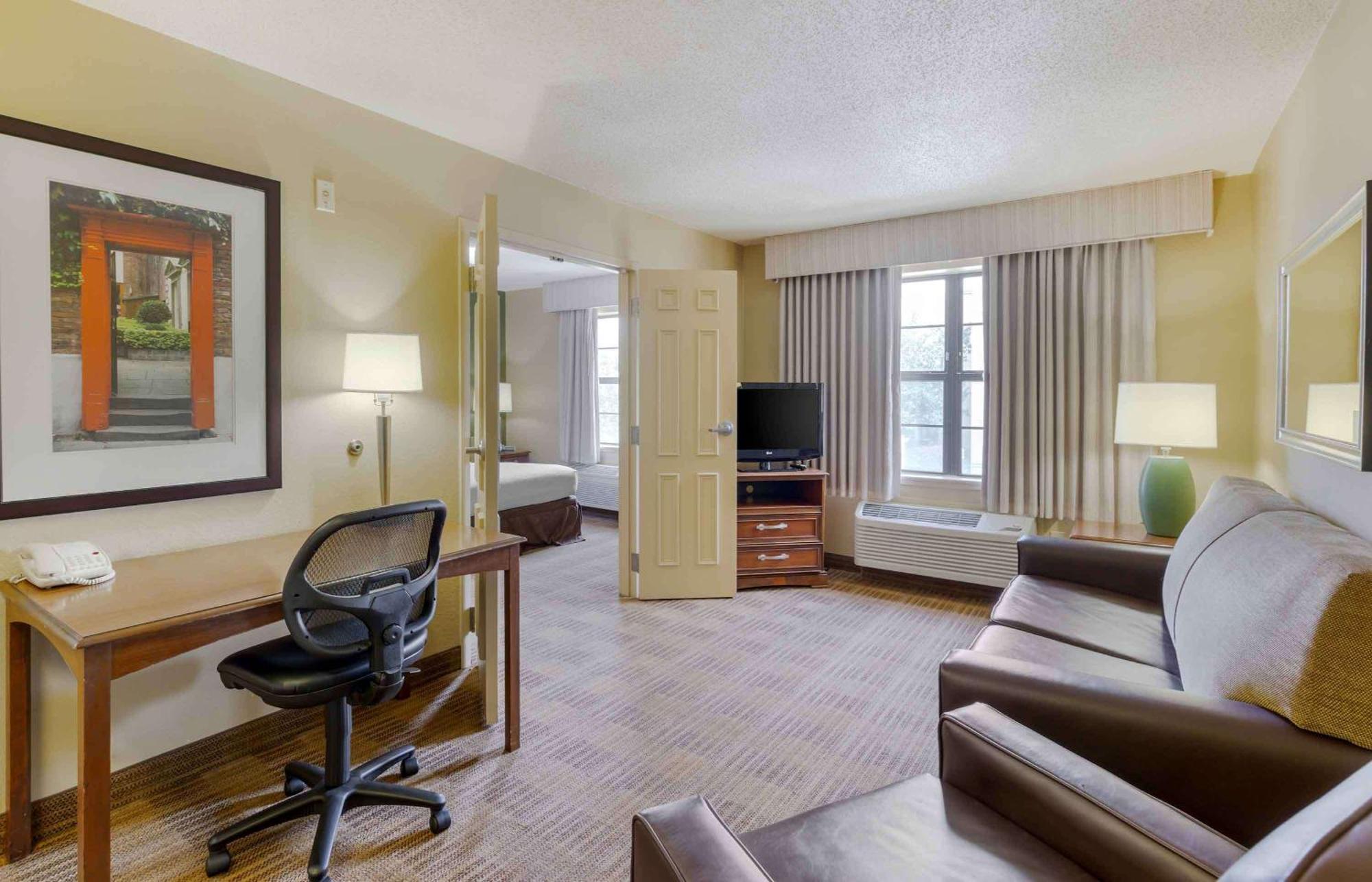 Extended Stay America Suites - Fayetteville - Fort Bragg Екстер'єр фото