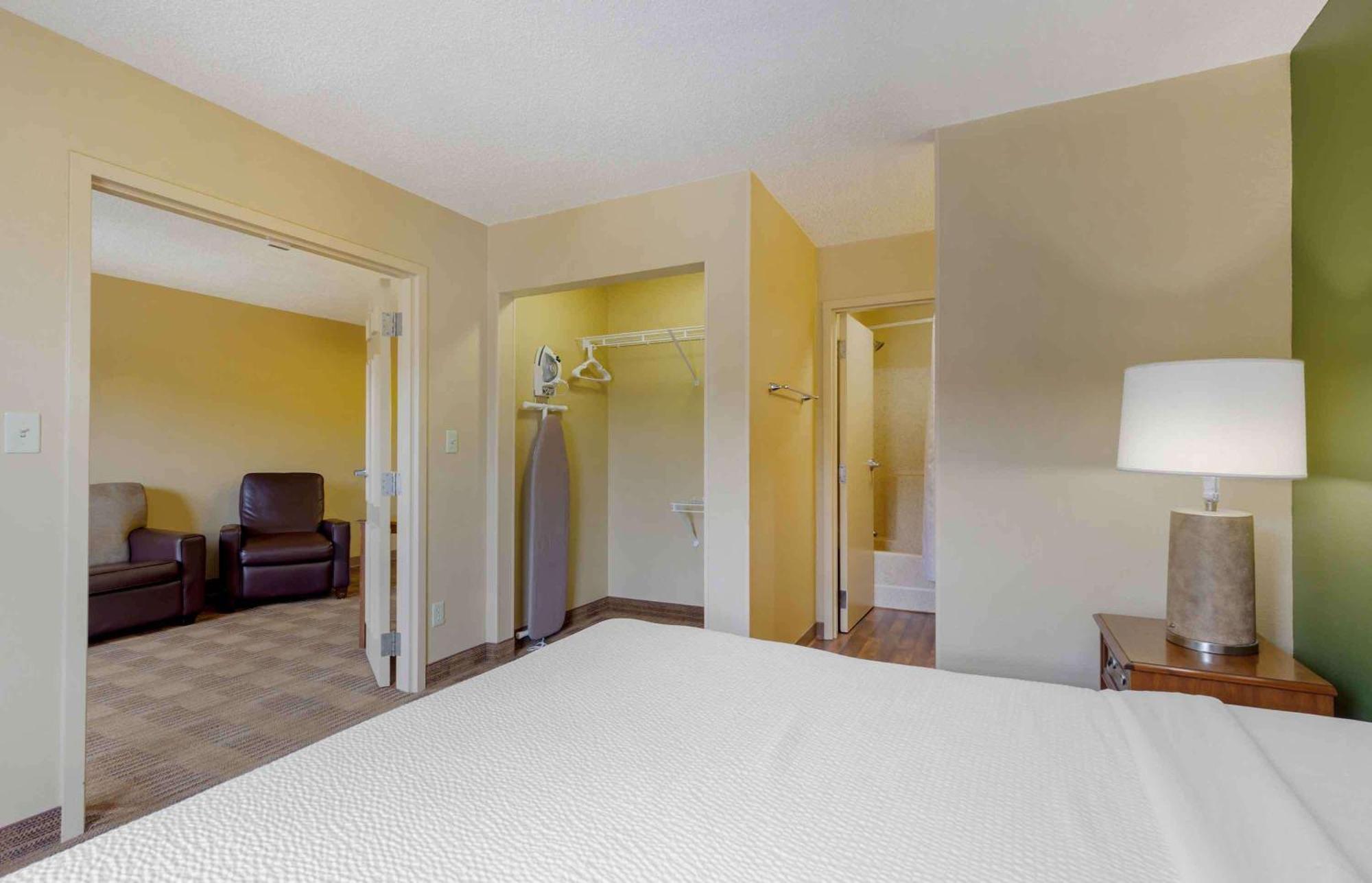 Extended Stay America Suites - Fayetteville - Fort Bragg Екстер'єр фото