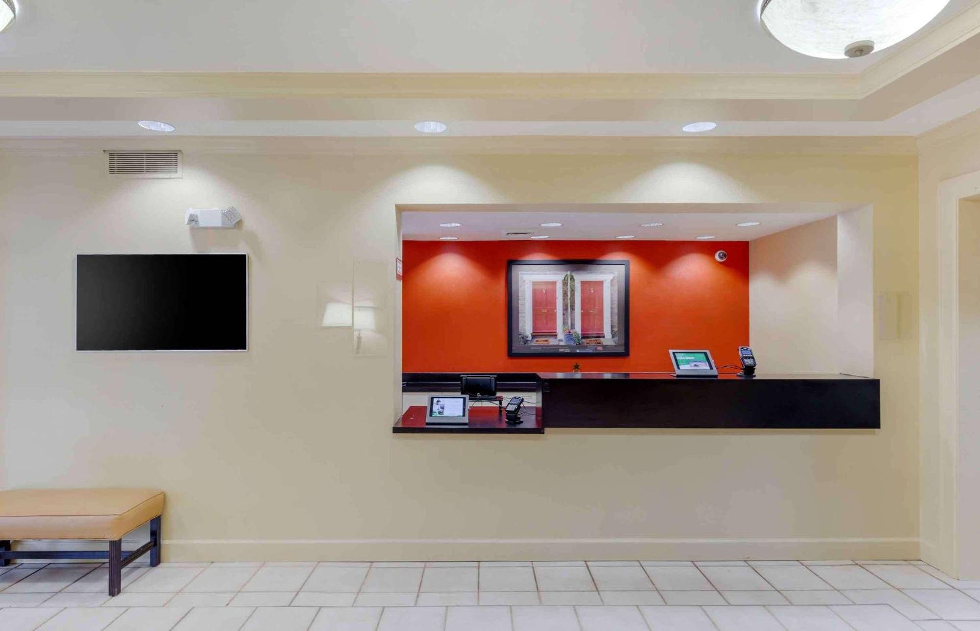 Extended Stay America Suites - Fayetteville - Fort Bragg Екстер'єр фото