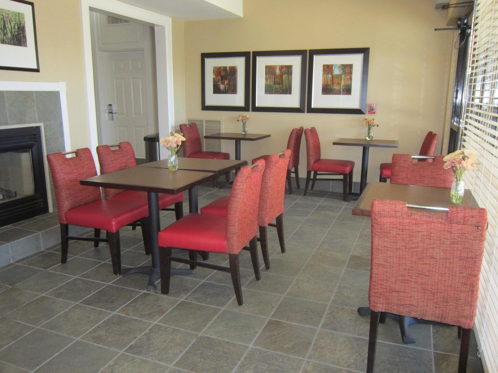 Extended Stay America Suites - Fayetteville - Fort Bragg Екстер'єр фото