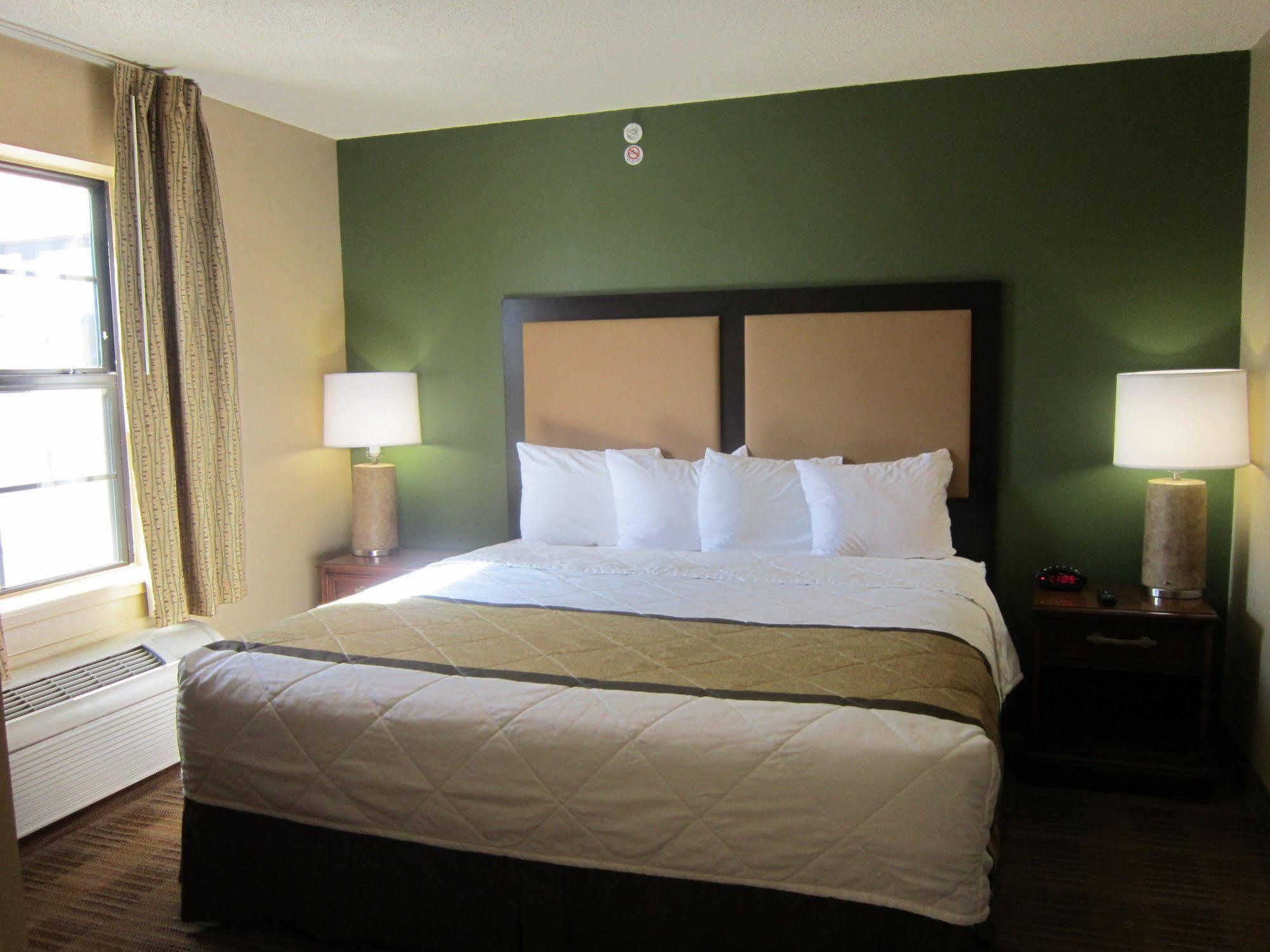 Extended Stay America Suites - Fayetteville - Fort Bragg Екстер'єр фото